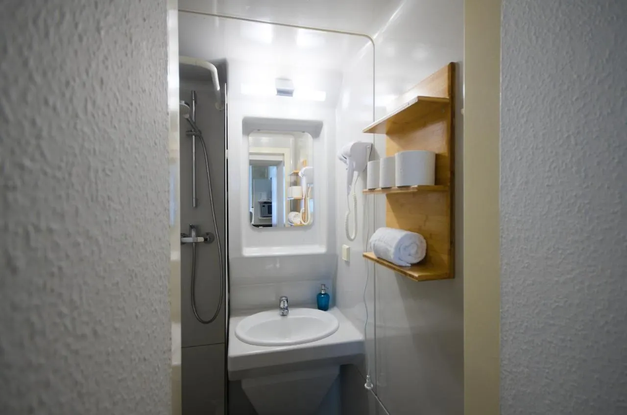 Altbauwohnung Mit 3 Badern Berlin 0*,